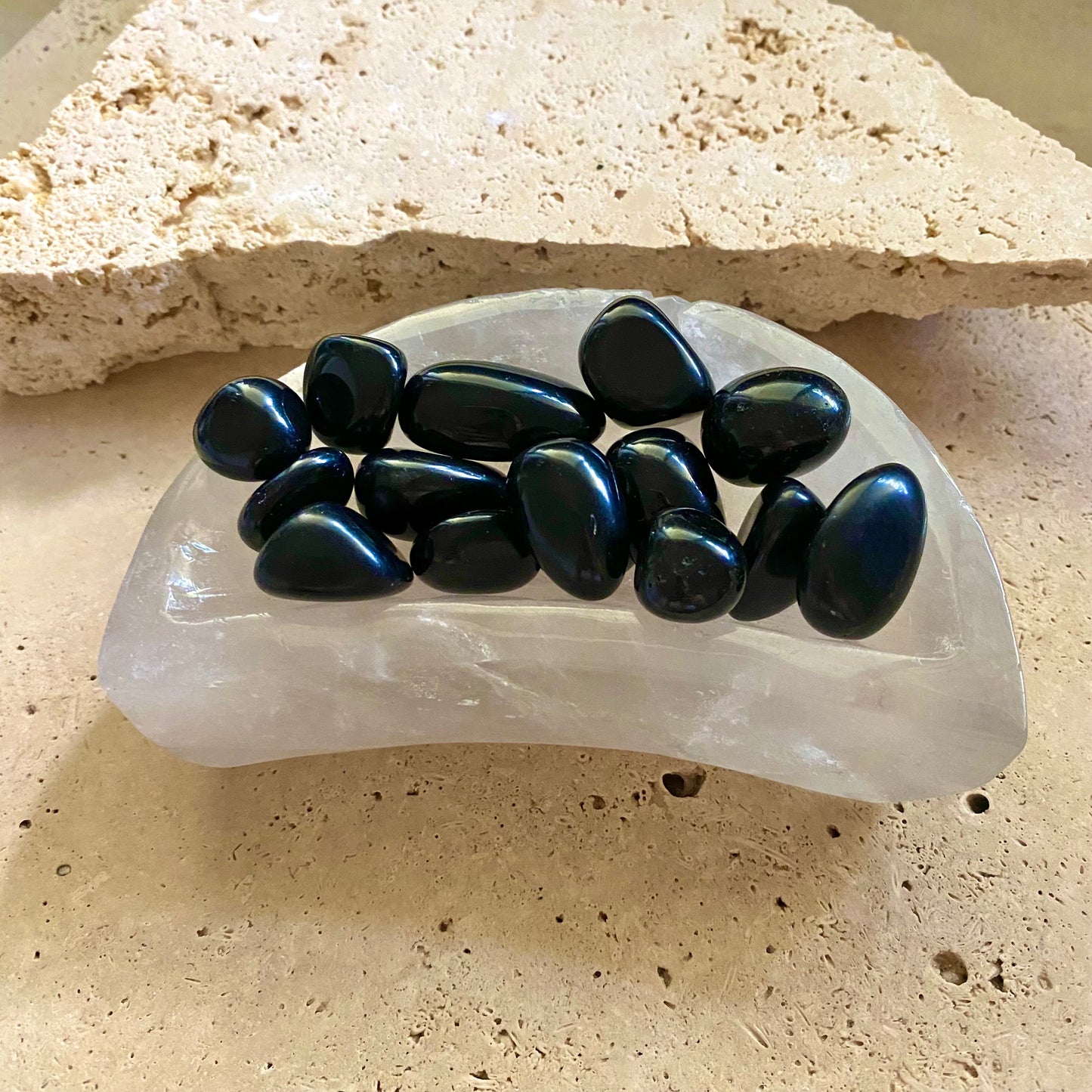 Black obsidian tumbles