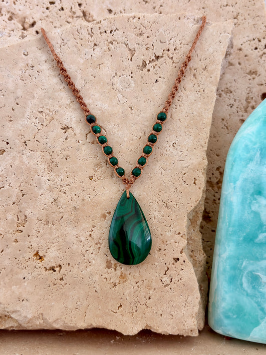 Malachite Teardrop macrame necklace