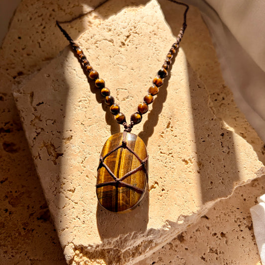 Tigers Eye macrame necklace