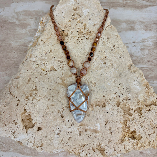 Mexican Lace Agate macrame necklace