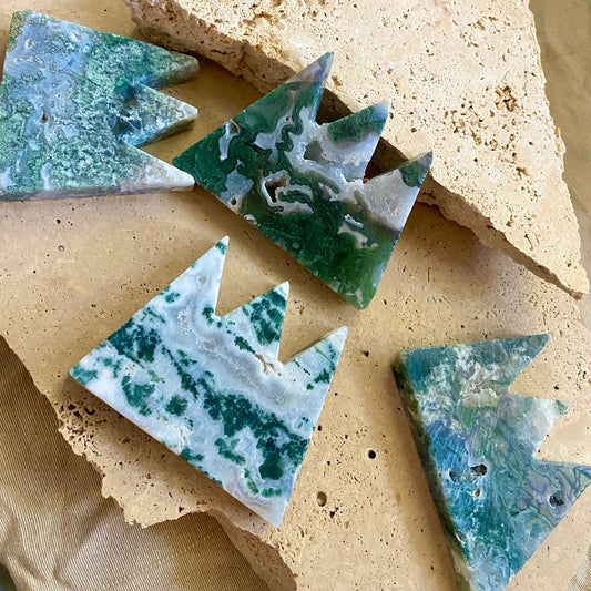 Moss agate mountain carving