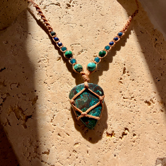 Shattuckite macrame necklace