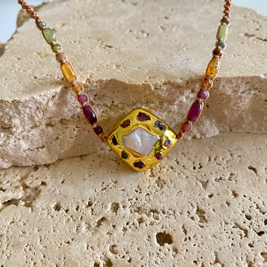 Pearl & Tourmaline Macrame necklace